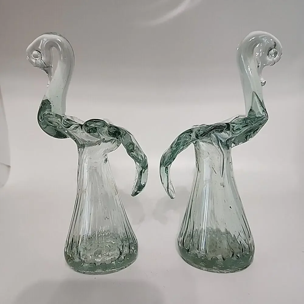 Vintage Matching Pair of Swan Glass Bud Vases 6.5in Green Blown Art‎ Glass FLAW